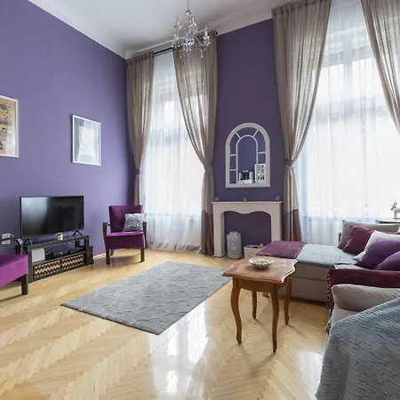Apartament Eclectic Luxury & Spacious 2br Ac In Center