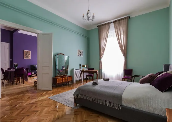 Eclectic Luxury & Spacious 2br Ac In Center Apartamento