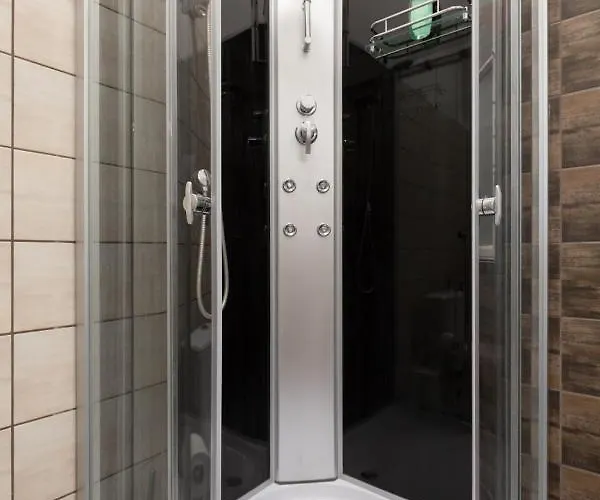 Eclectic Luxury & Spacious 2br Ac In Center *