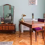 Apartment Eclectic Luxury & Spacious 2br Ac In Center *