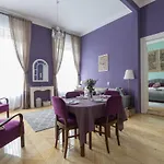 Eclectic Luxury & Spacious 2br Ac In Center