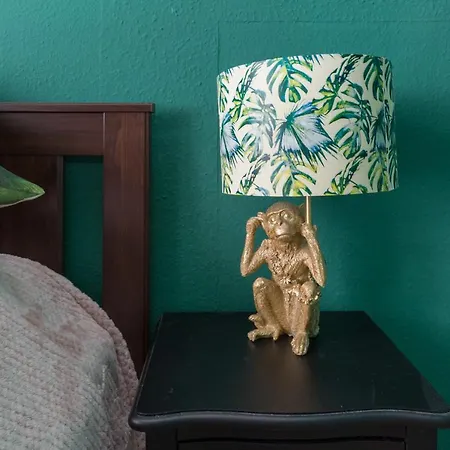 Eclectic Luxury & Spacious 2br Ac In Center דירה