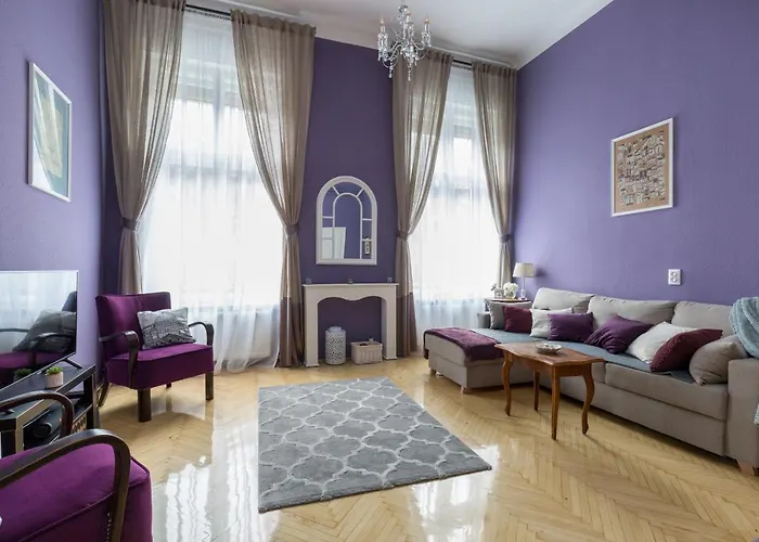 Eclectic Luxury & Spacious 2br Ac In Center Апартаменты *